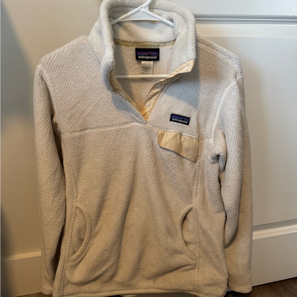 Patagonia Cream Fleece Pullover